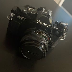 📷 EUC Vintage Canon AE-1 📷